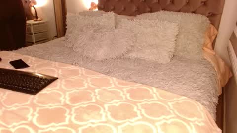 Snapshot of rouss_henao chatting on 10/07/25, 03:04 Rouss marie henao online show from 10/07/25, 03:04