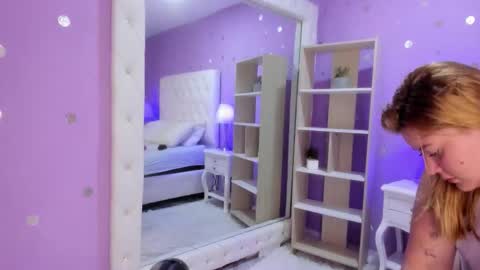 Snapshot of rousse_millers chatting on 03/19/26, 12:31 Rousse online show from 03/19/26, 12:31