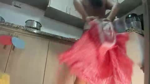 Snapshot of roussh_ chatting on 03/01/25, 11:50 Rosa online show from 03/01/25, 11:50