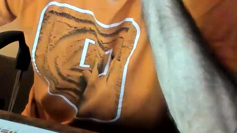 routi97 online show from 10/12/25, 05:23