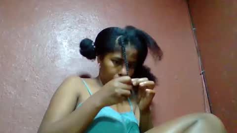 rovaelyah online show from 10/14/25, 05:41