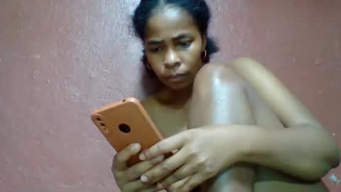 rovaelyah online show from 10/28/25, 08:11