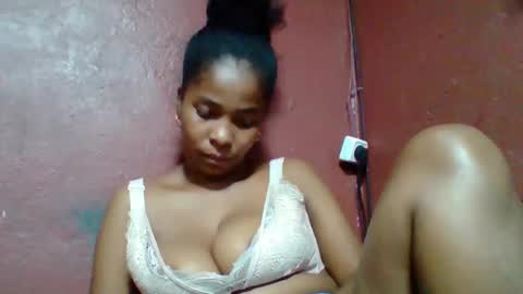 rovaelyah online show from 02/04/26, 02:34