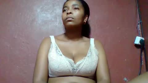 rovaelyah online show from 02/06/26, 02:49