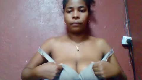 rovaelyah online show from 03/23/26, 04:22