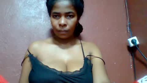 rovaelyah online show from 04/25/26, 04:48