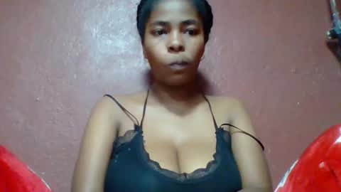 rovaelyah online show from 04/27/26, 06:44