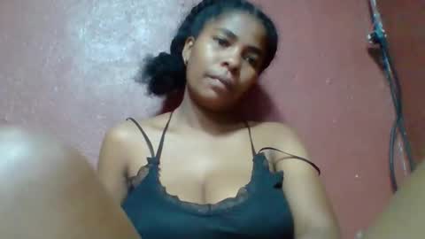 rovaelyah online show from 04/29/26, 04:49