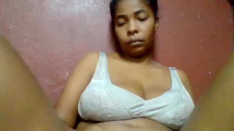 rovaelyah online show from 05/24/26, 03:55