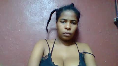 rovaelyah online show from 05/26/26, 09:16