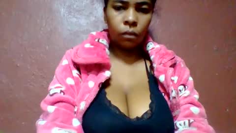 rovaelyah online show from 05/27/26, 02:41