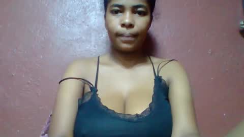 rovaelyah online show from 05/28/26, 02:20