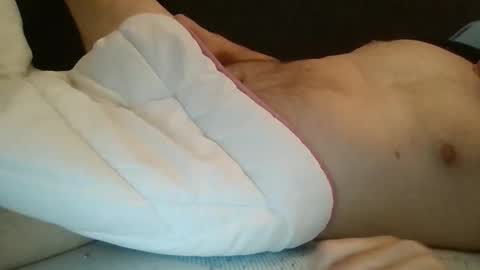 Snapshot of rovanjska111 chatting on 02/24/26, 09:35 rovanjska111 online show from 02/24/26, 09:35