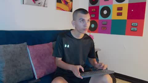 Rowan online show from 10/18/25, 01:01