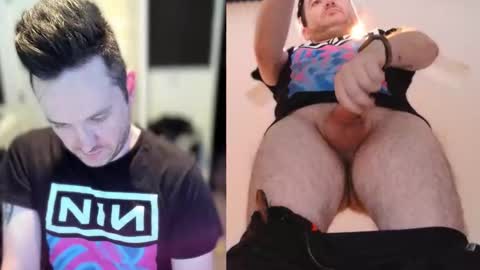 Snapshot of rowanvoid chatting on 11/06/25, 11:37 Rowan Void online show from 11/06/25, 11:37