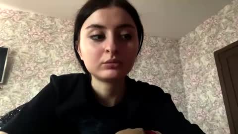 Snapshot of rowenafort chatting on 07/19/26, 02:43 Mico online show from 07/19/26, 02:43