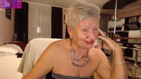 Roxana online show from 12/27/24, 06:10