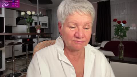 Snapshot of roxana_brooks chatting on 02/03/25, 10:11 Roxana online show from 02/03/25, 10:11