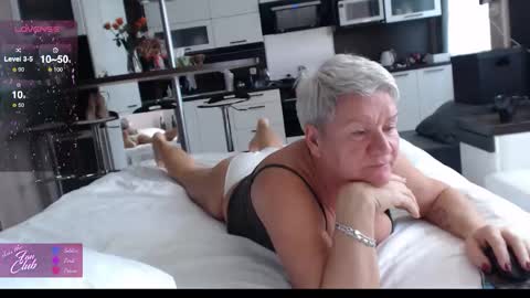 Roxana online show from 10/24/25, 07:16