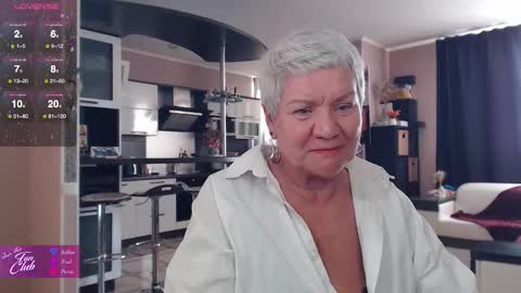 Snapshot of roxana_brooks chatting on 02/01/26, 07:18 Roxana online show from 02/01/26, 07:18