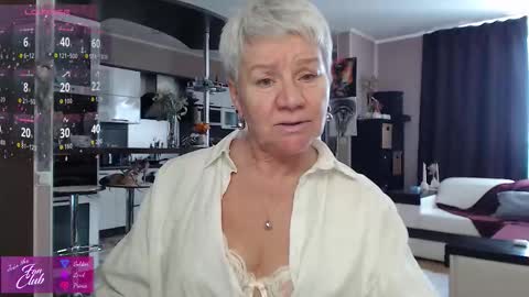 Snapshot of roxana_brooks chatting on 03/27/26, 12:16 Roxana online show from 03/27/26, 12:16