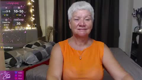 Snapshot of roxana_brooks chatting on 05/26/26, 11:50 Roxana online show from 05/26/26, 11:50