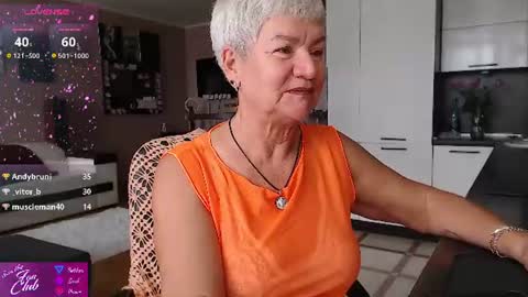 Snapshot of roxana_brooks chatting on 07/05/26, 08:10 Roxana online show from 07/05/26, 08:10
