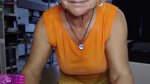 Snapshot of roxana_brooks chatting on 07/08/26, 04:22 Roxana online show from 07/08/26, 04:22
