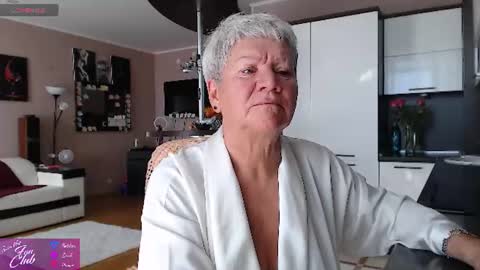 Snapshot of roxana_brooks chatting on 07/30/26, 06:56 Roxana online show from 07/30/26, 06:56