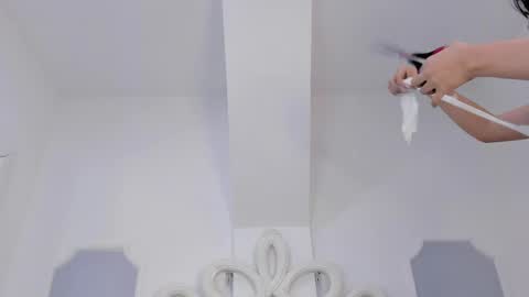 roxana_scott1 online show from 04/11/26, 03:44