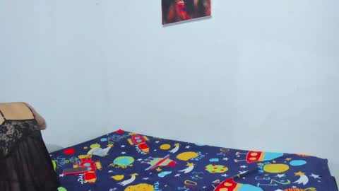 Snapshot of roxanajames__ chatting on 03/29/26, 12:43 roxy online show from 03/29/26, 12:43