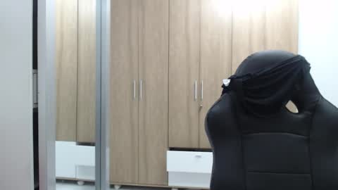 Snapshot of roxanalove7 chatting on 02/10/25, 04:30 Roxana online show from 02/10/25, 04:30