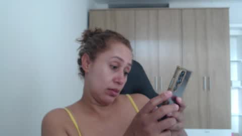 Snapshot of roxanalove7 chatting on 09/17/25, 08:10 Roxana online show from 09/17/25, 08:10