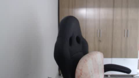 Snapshot of roxanalove7 chatting on 10/02/25, 08:38 Roxana online show from 10/02/25, 08:38