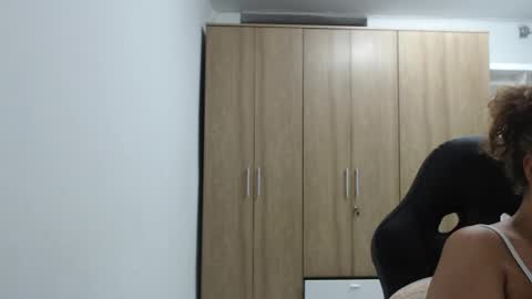 Snapshot of roxanalove7 chatting on 10/26/25, 03:45 Roxana online show from 10/26/25, 03:45