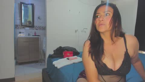 roxanasexy2025 online show from 03/07/25, 03:07