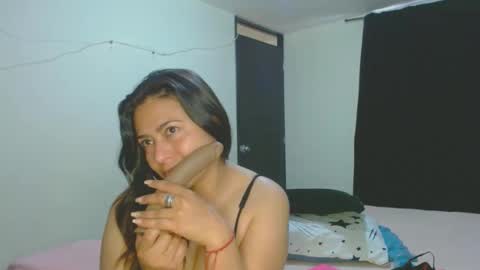 roxanasexy2025 online show from 09/24/25, 12:52