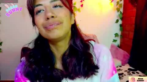 Snapshot of roxanbunny chatting on 11/28/25, 09:39 roxxy online show from 11/28/25, 09:39