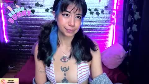 Snapshot of roxanbunny chatting on 03/16/26, 05:35 roxxy online show from 03/16/26, 05:35