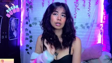 Snapshot of roxanbunny chatting on 04/02/26, 04:59 roxxy online show from 04/02/26, 04:59