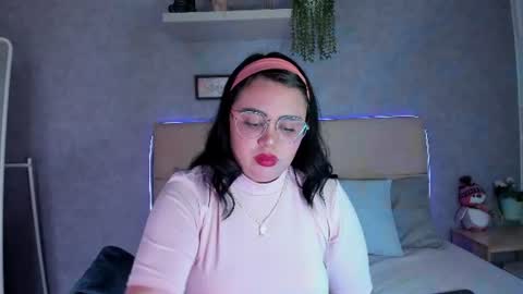 Snapshot of roxanebrown chatting on 08/08/26, 05:48 roxanebrown online show from 08/08/26, 05:48