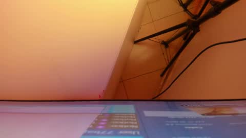 Snapshot of roxanedewalle chatting on 02/05/26, 09:03 Roxane online show from 02/05/26, 09:03