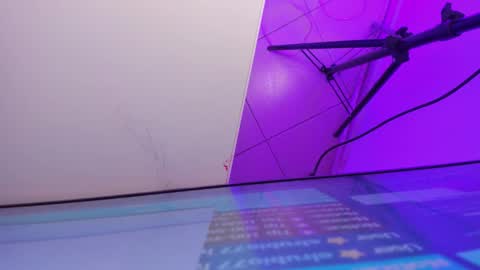 Snapshot of roxanedewalle chatting on 02/23/26, 07:06 Roxane online show from 02/23/26, 07:06