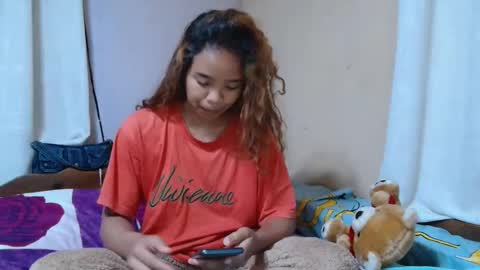roxanne_98 online show from 10/07/25, 05:04