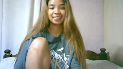 Snapshot of roxanne_98 chatting on 11/20/25, 12:33 roxanne_98 online show from 11/20/25, 12:33