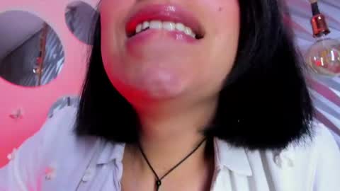 roxanne_han online show from 07/06/26, 03:03