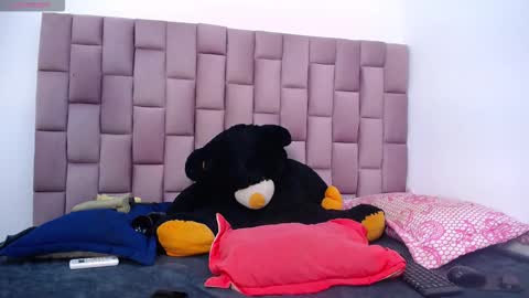 Snapshot of roxannehott chatting on 03/14/26, 07:08 ross brown online show from 03/14/26, 07:08