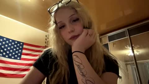 Molly online show from 02/24/26, 03:21