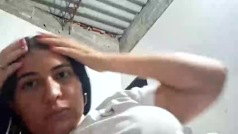 Snapshot of roxi_liss chatting on 09/30/25, 12:04 roxi_liss online show from 09/30/25, 12:04