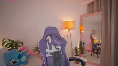  R O X I E  online show from 05/31/26, 01:58